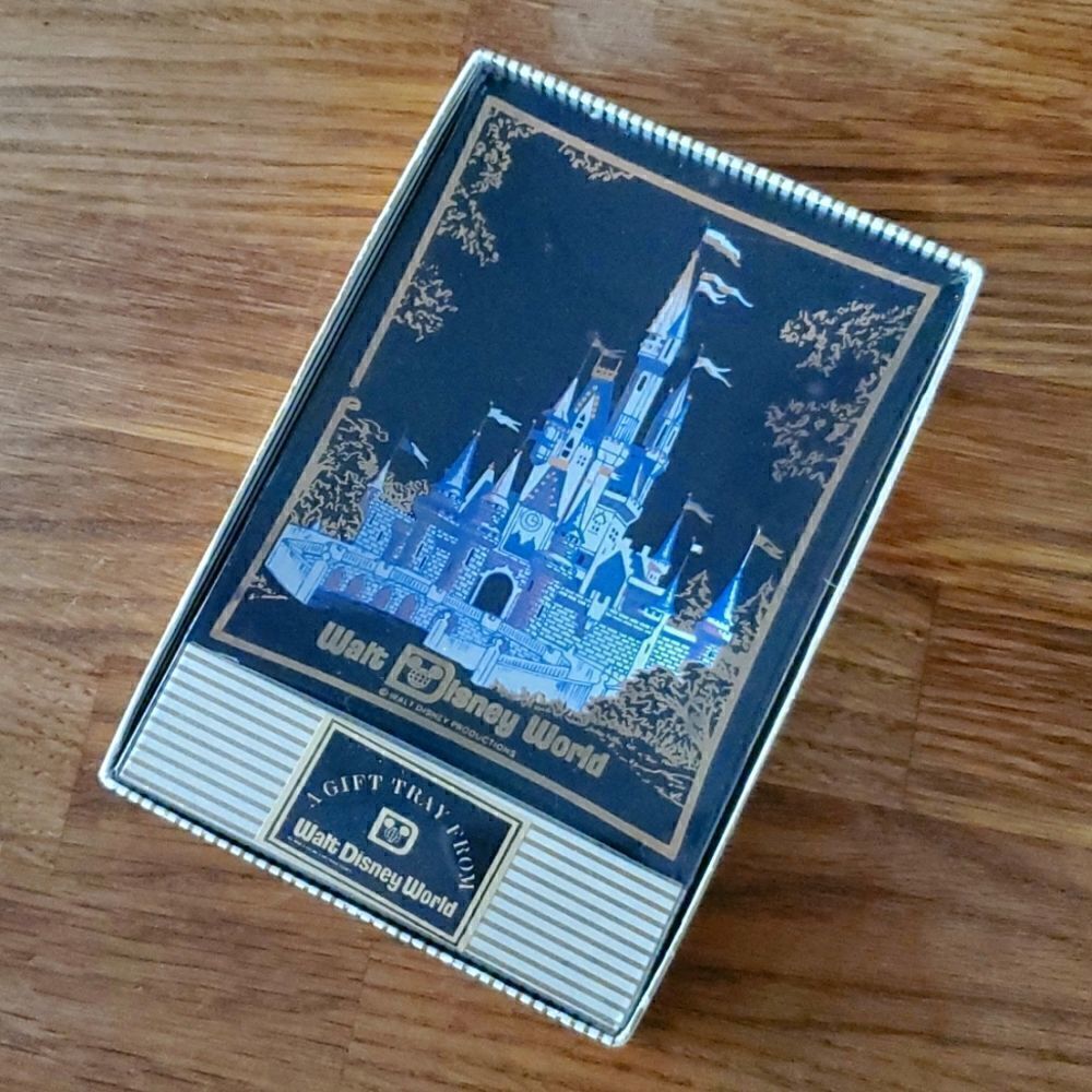 DISNEY | VINTAGE Walt Disney World Glass Trinket Tray